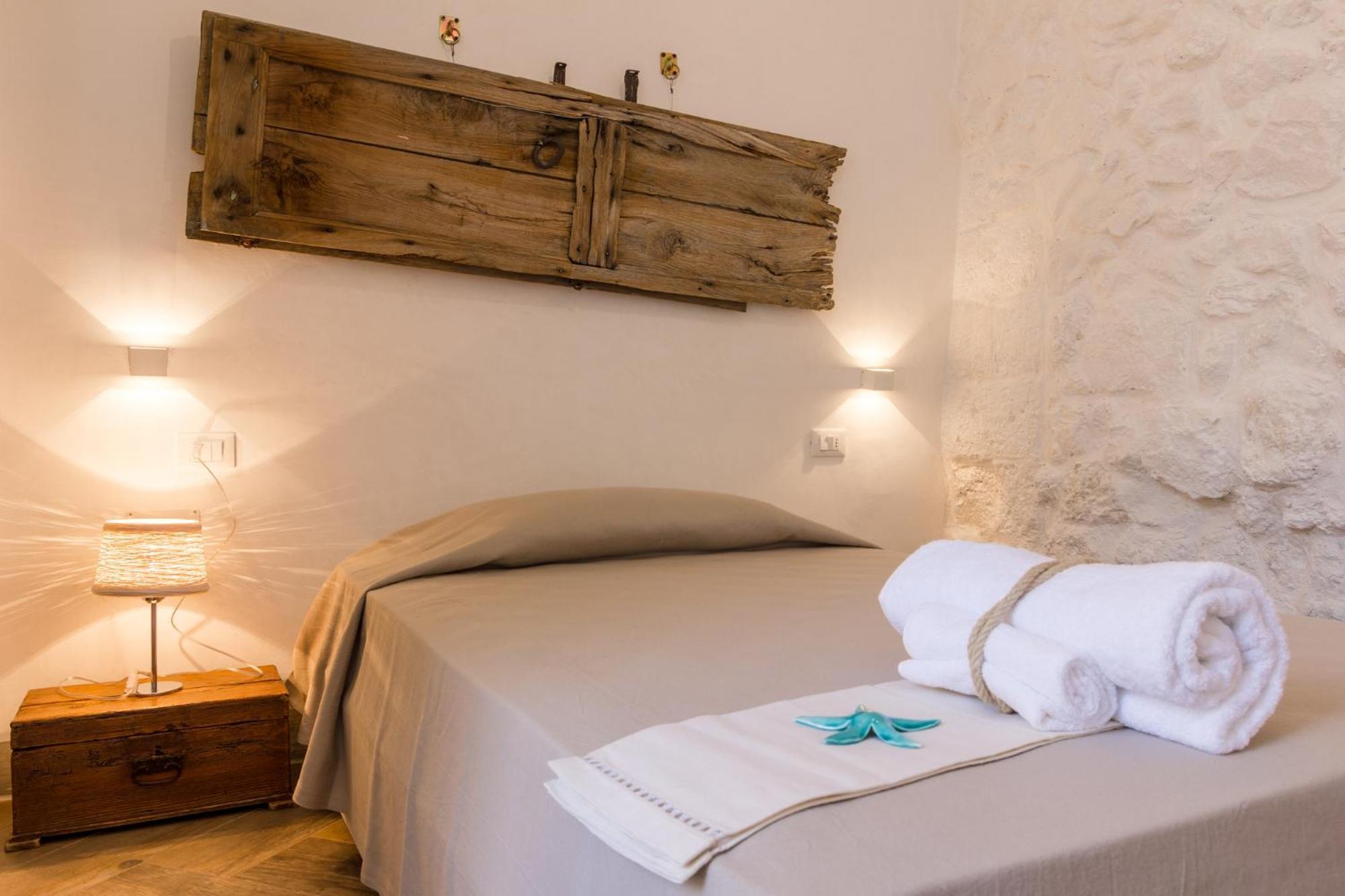 Bed and Breakfast Il Cortile Dei Nonni Morciano di Leuca Exterior foto